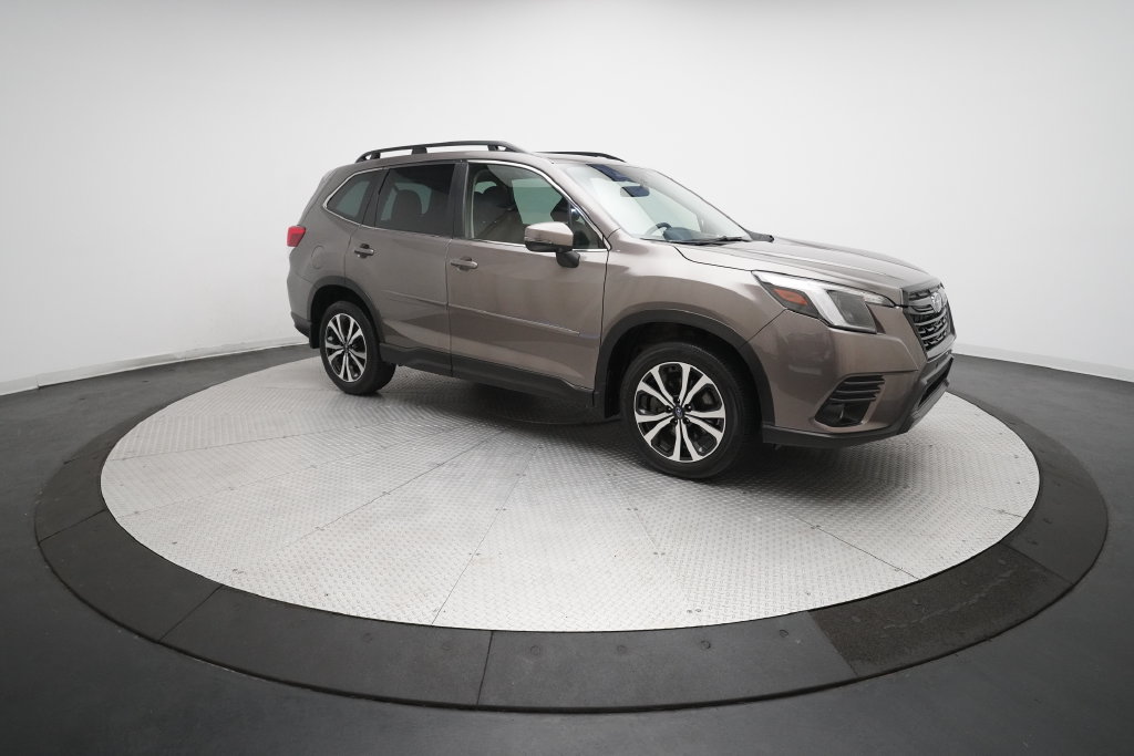Used 2023 Subaru Forester Limited AWD/4WD image 38