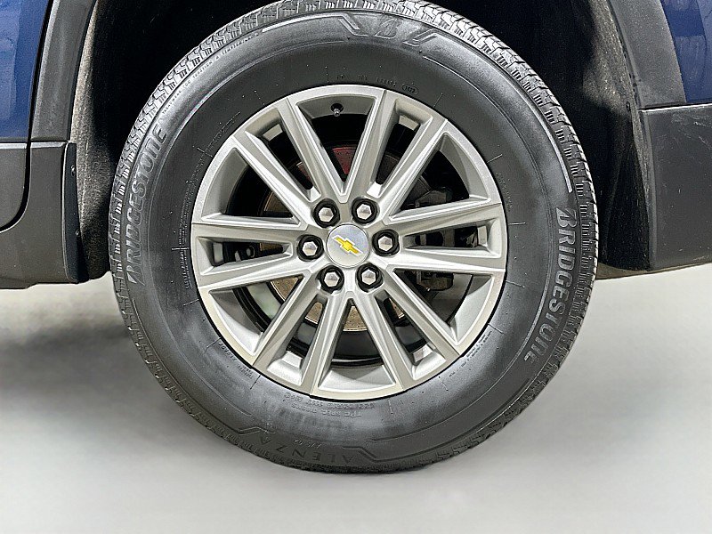 Used 2023 Chevrolet Traverse LT image 30