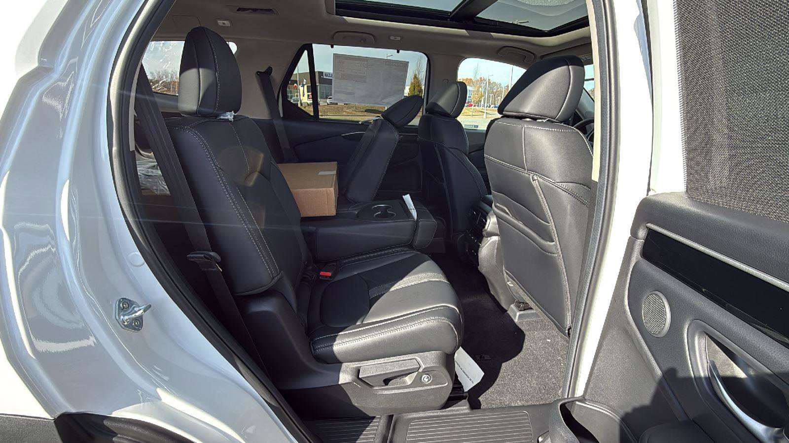 New 2025 Honda Pilot Touring image 21