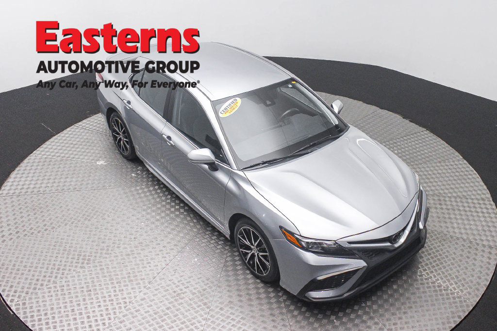 Used 2024 Toyota Camry SE FWD image 5