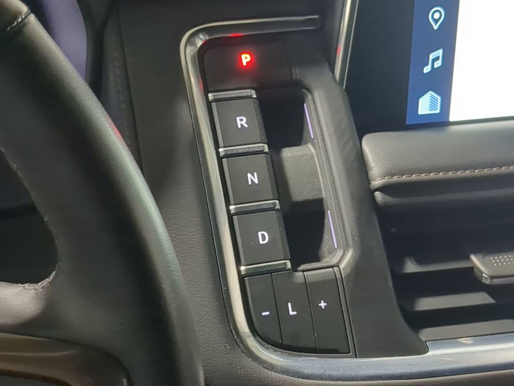 Used 2023 Chevrolet Tahoe High Country image 40