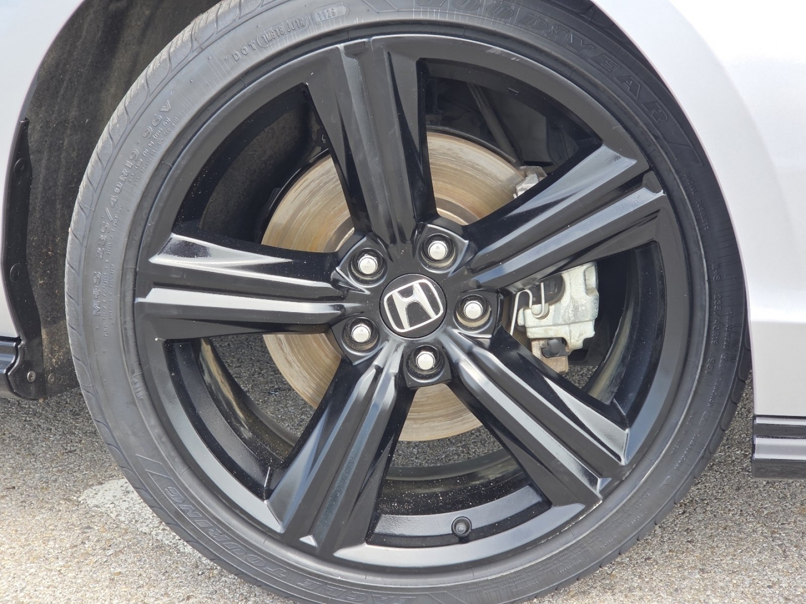 Used 2025 Honda Accord Sport image 12