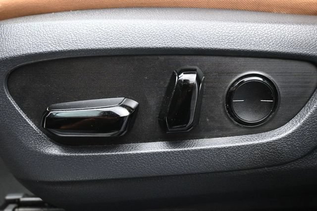 Used 2025 Lexus NX 250 FWD w/ Accessory Package (Z1) image 7