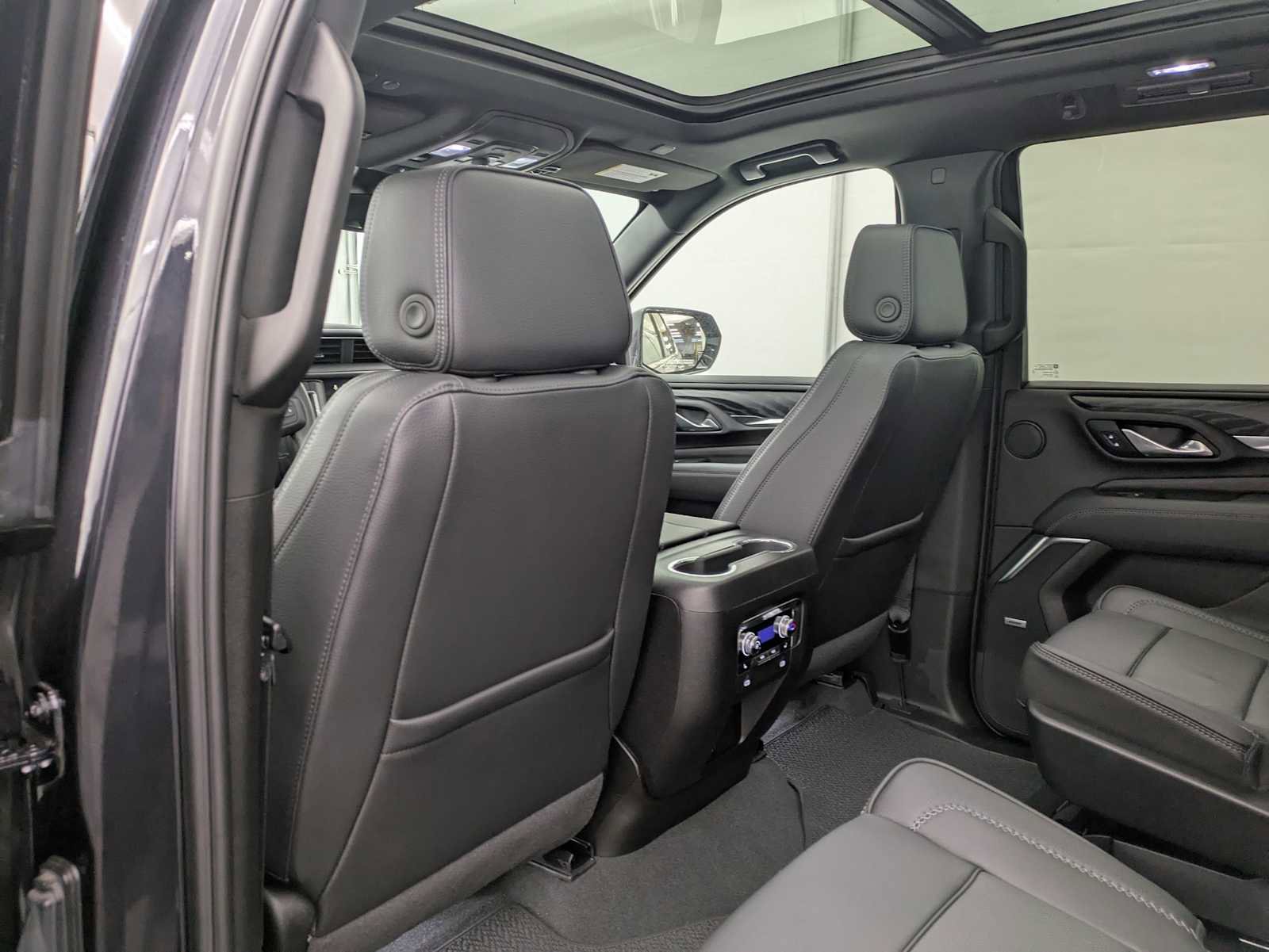 Used 2024 GMC Yukon Denali w/ Max Trailering Package image 20