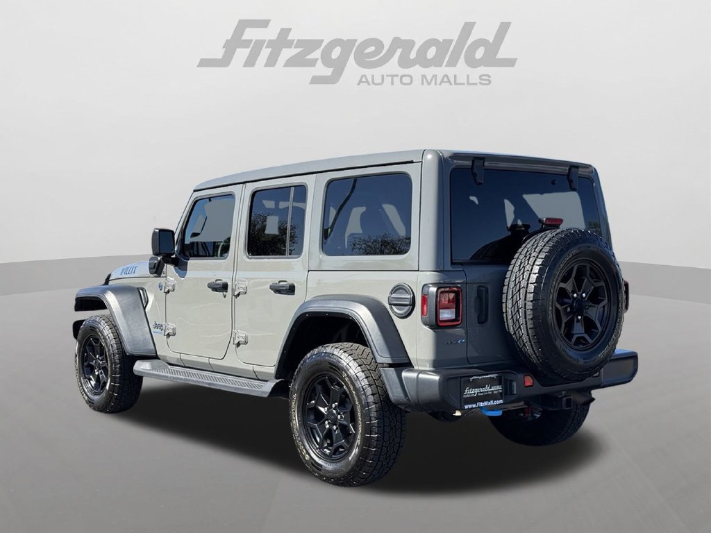 Used 2023 Jeep Wrangler Unlimited w/ Sun & Screen Package AWD/4WD image 11