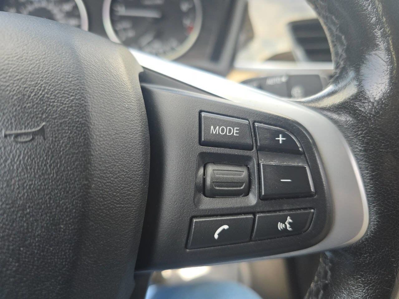 Used 2017 BMW X1 sDrive28i FWD image 18