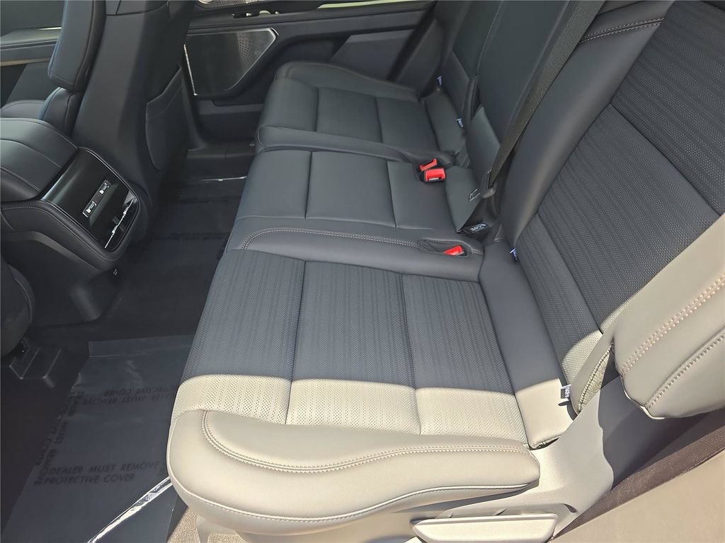 New 2026 Lincoln Nautilus Reserve AWD/4WD image 11