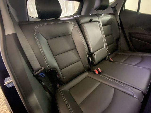 Used 2023 GMC Terrain SLT image 14