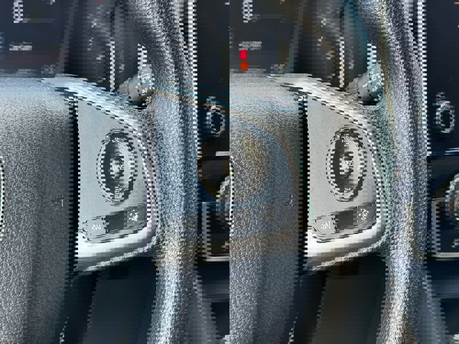 Used 2019 Honda CR-V EX image 25