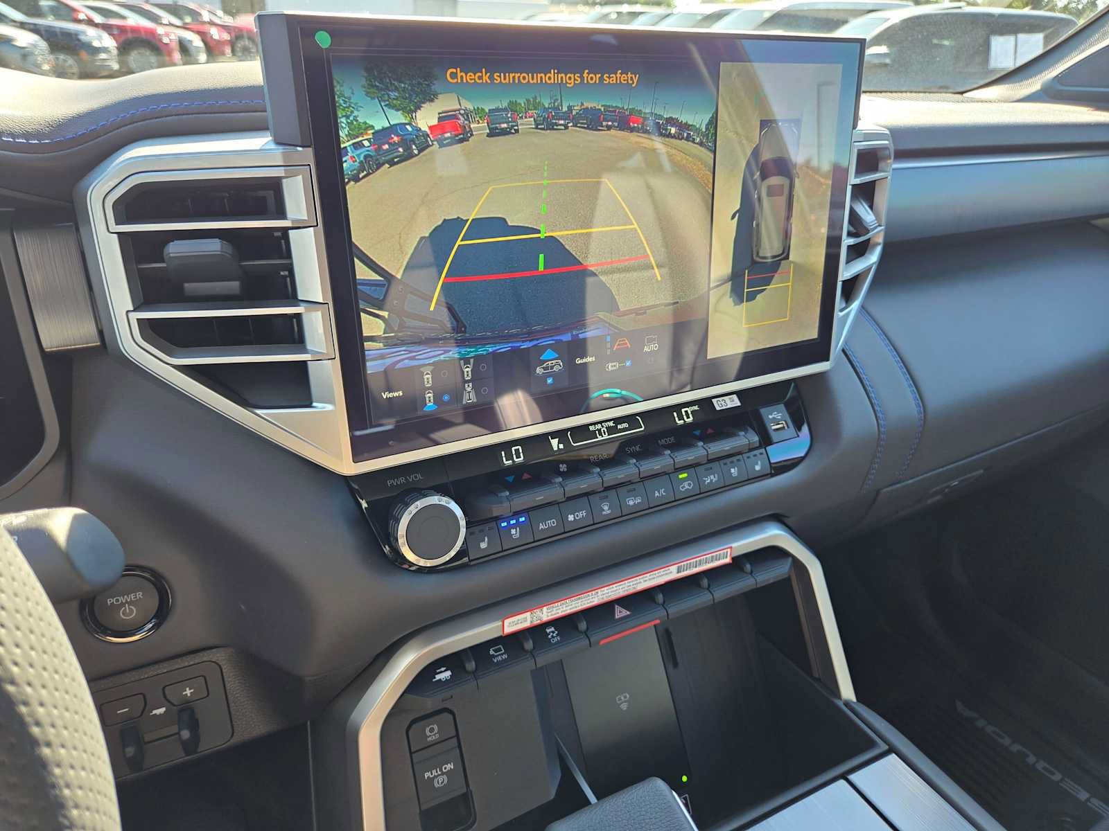 Certified 2025 Toyota Sequoia Platinum AWD/4WD image 31