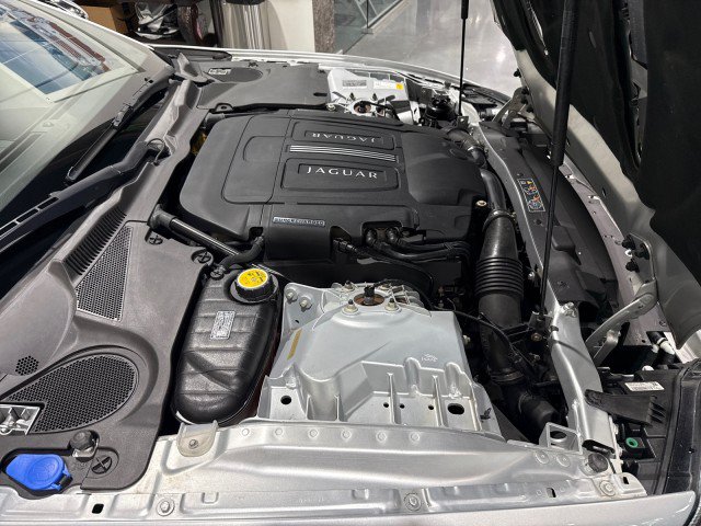 Used 2013 Jaguar XKR R RWD image 6