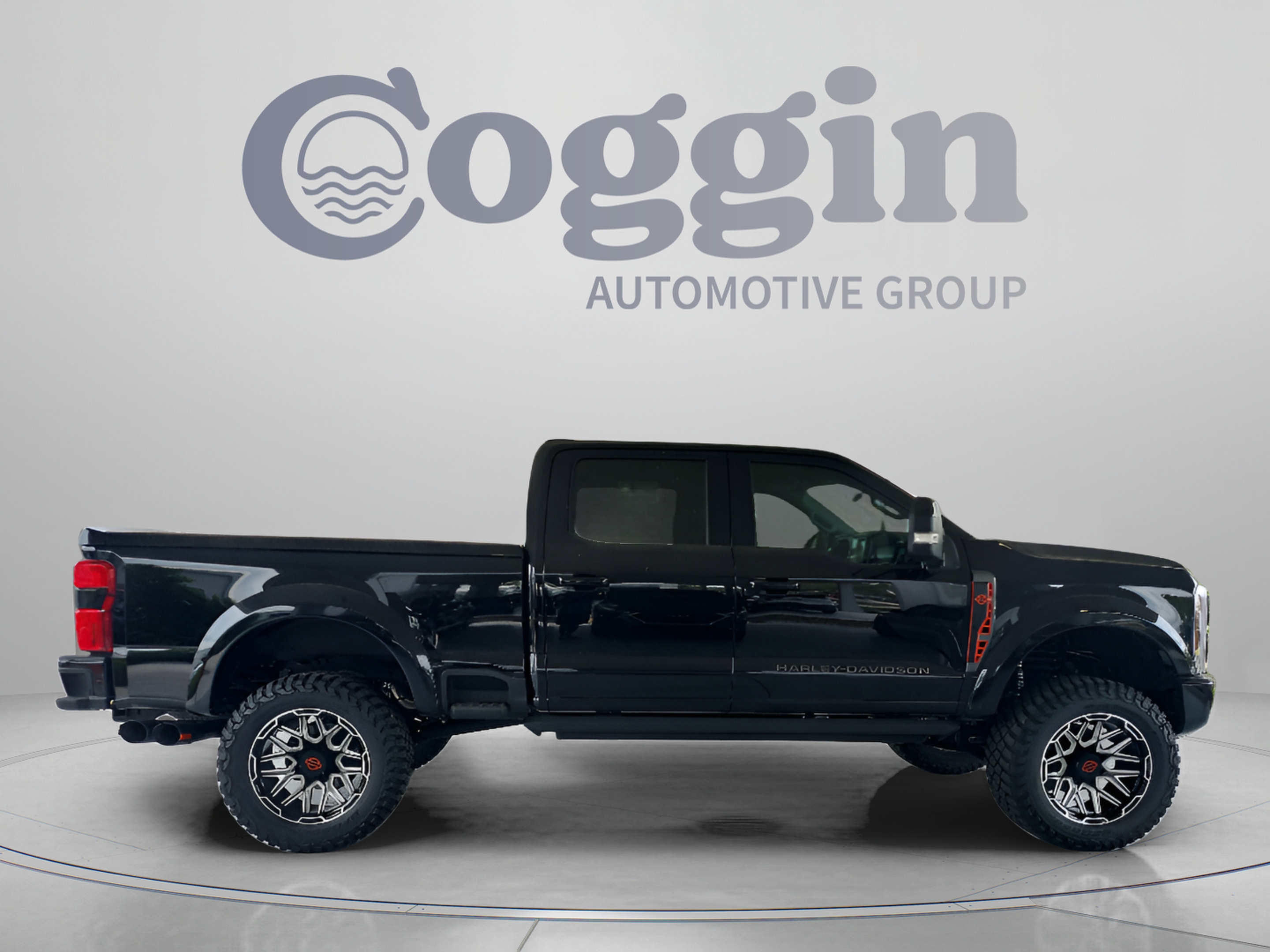 New 2026 Ford F250 Lariat w/ Black Appearance Package AWD/4WD image 6