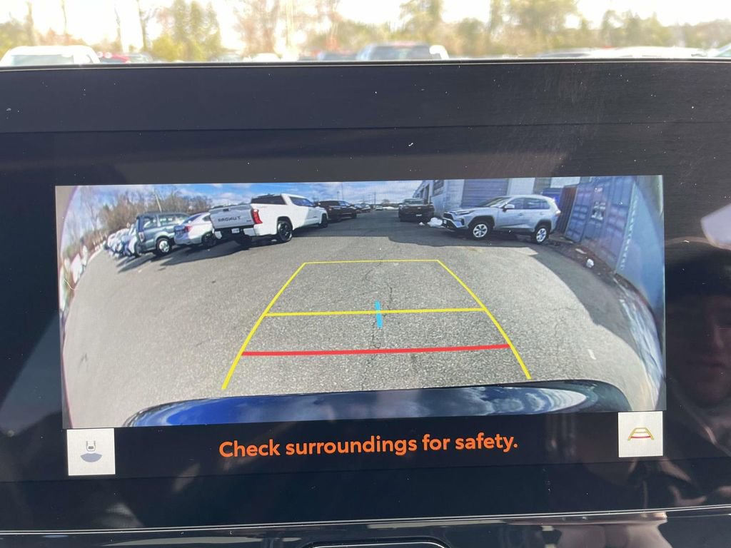 Used 2024 Toyota Venza Nightshade image 28