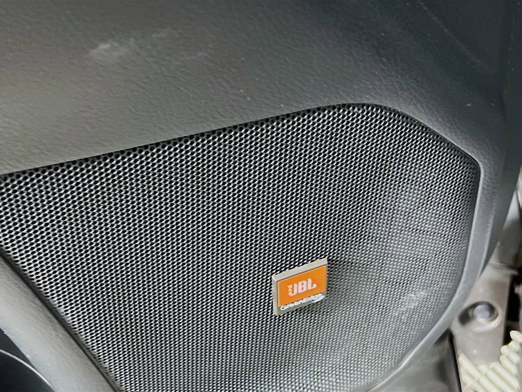 Used 2019 Toyota Highlander Limited Platinum image 18