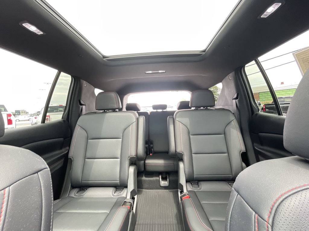 Certified 2025 Chevrolet Traverse Z71 w/ Enhanced Driving Package AWD/4WD image 21