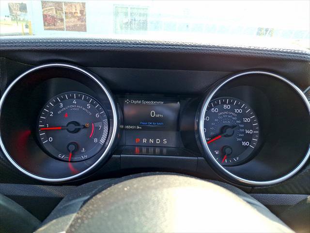 Used 2019 Ford Mustang Convertible image 5