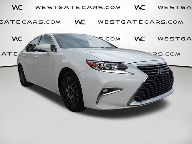 Used 2018 Lexus ES 350 w/ Premier Package image 4