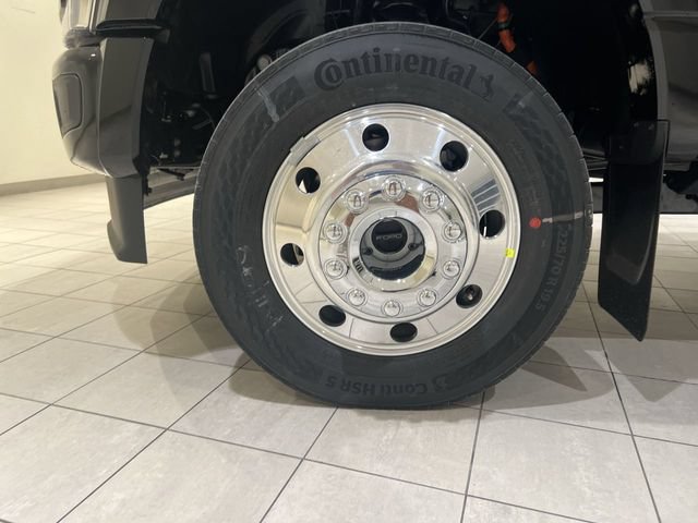 New 2027 Ford F550 4x4 Crew Cab image 30