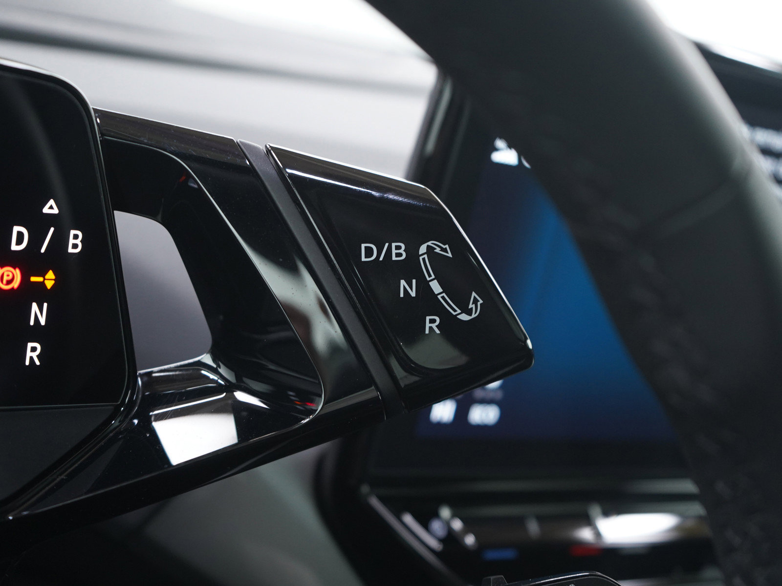 Used 2023 Volkswagen ID.4 Pro S image 22