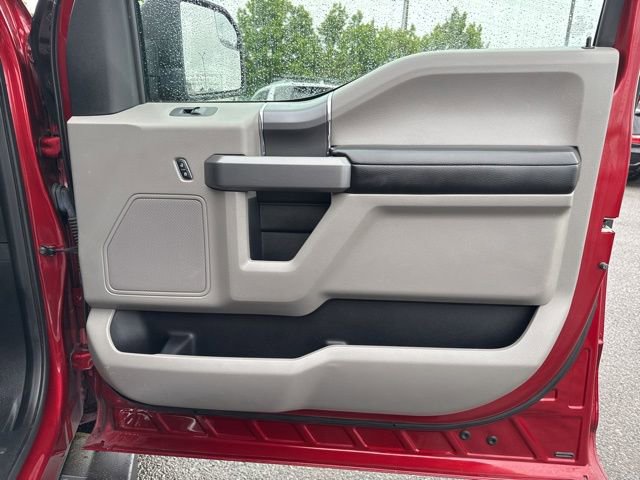 Used 2018 Ford F150 XLT w/ Equipment Group 302A Luxury AWD/4WD image 11