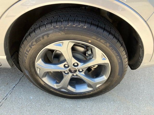 Used 2023 Ford Escape ST-Line w/ Tech Pack #1 AWD/4WD image 30