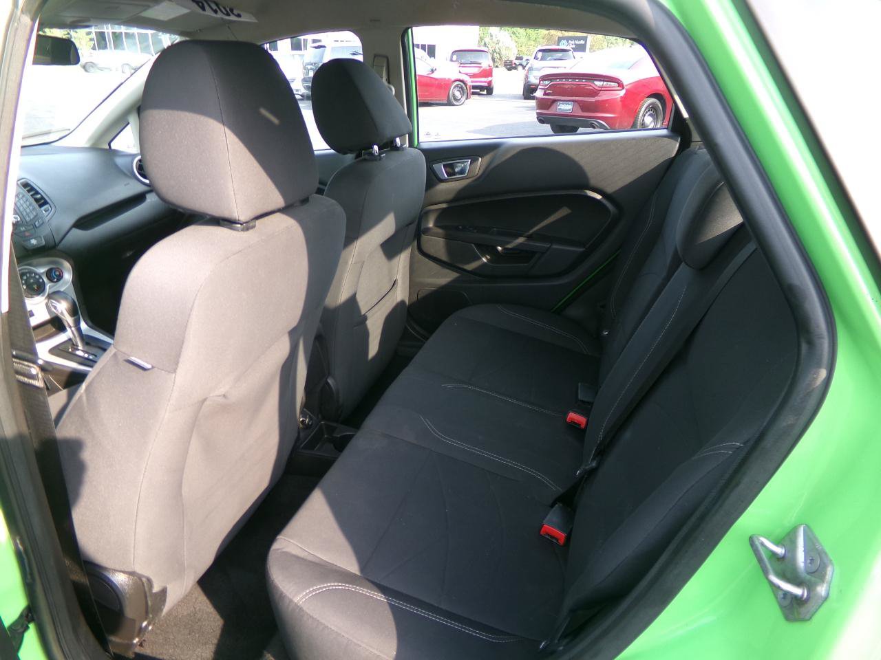 Used 2014 Ford Fiesta SE FWD image 24
