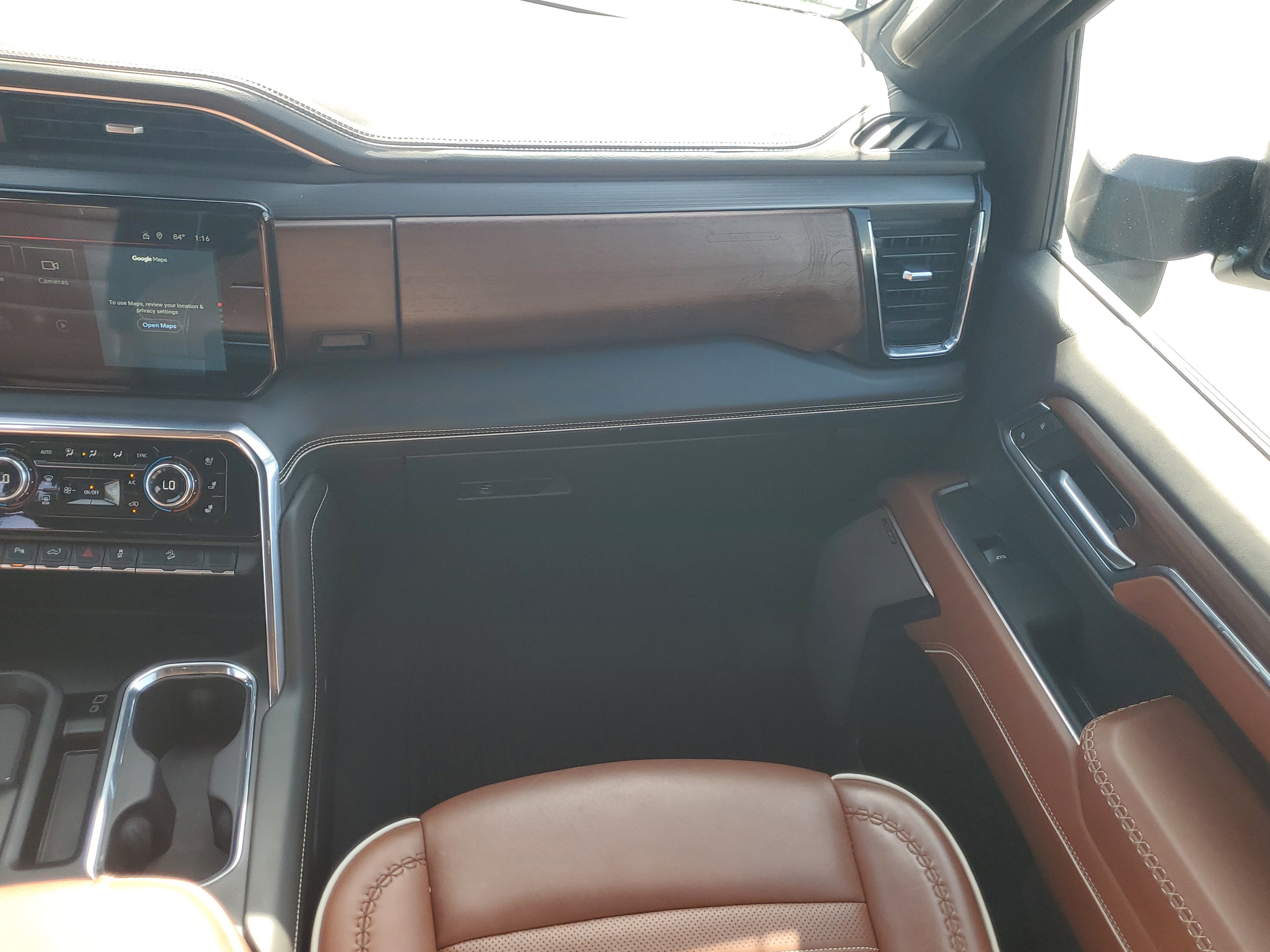 Used 2024 GMC Sierra 2500 Denali Ultimate image 17