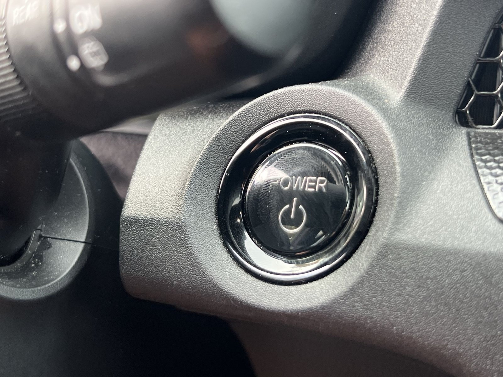 Used 2025 Honda CR-V Sport-L image 29