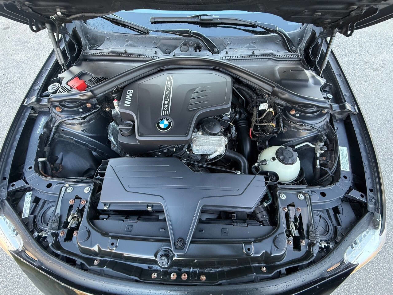 Used 2013 BMW 320i xDrive 320i xDrive AWD 4dr Sedan image 17