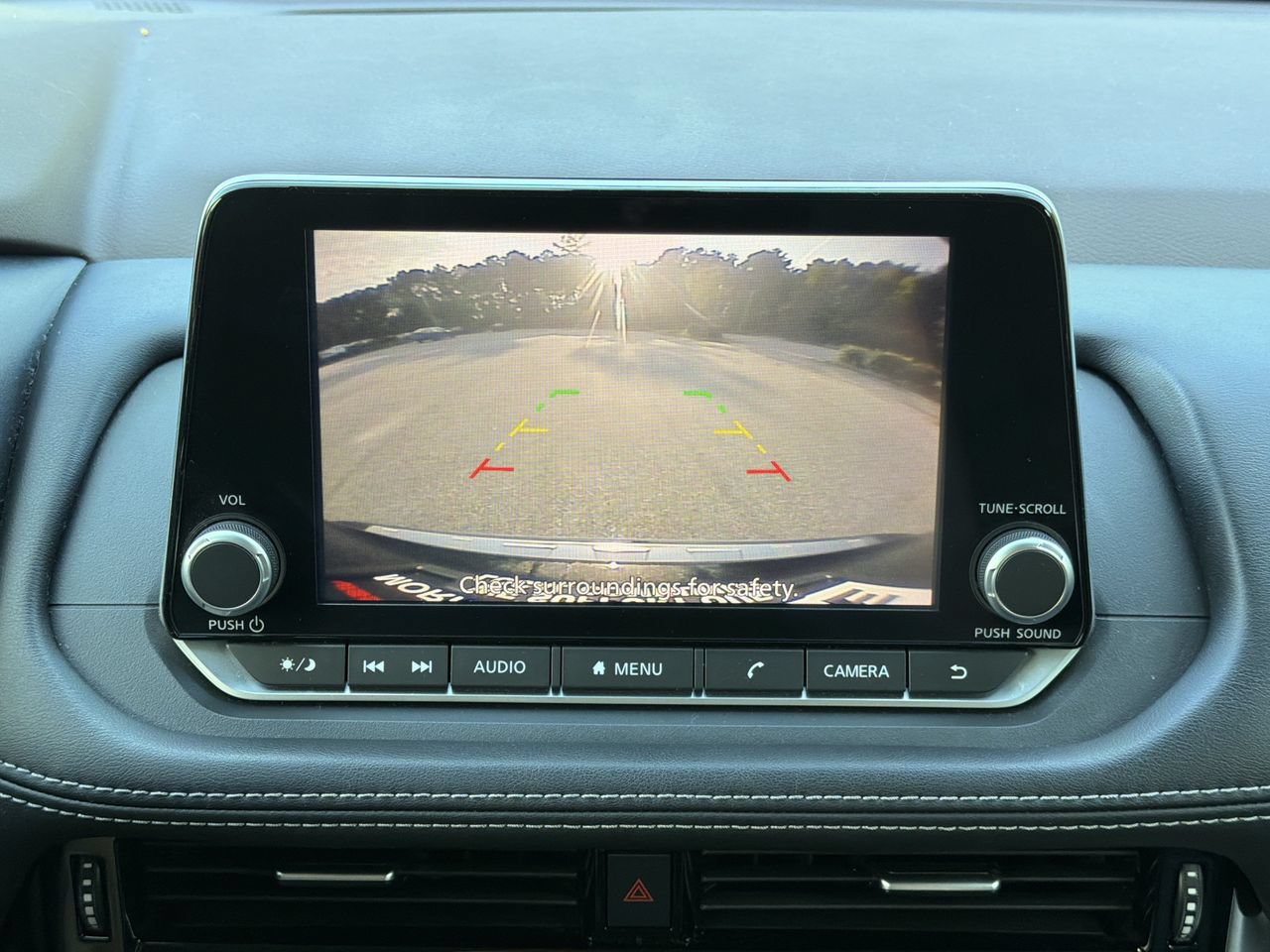 Certified 2023 Nissan Rogue SV FWD image 3