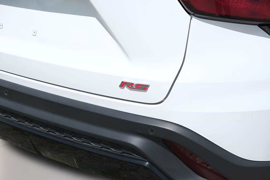 Used 2025 Chevrolet Trax RS w/ Sunroof Package image 39