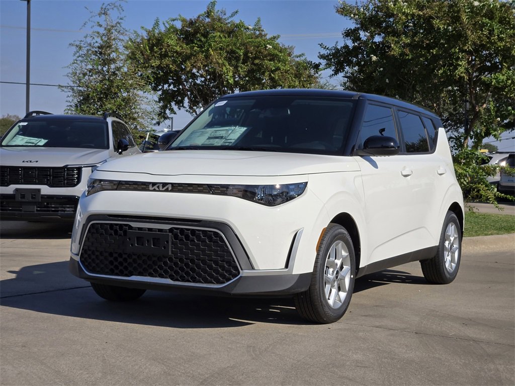 New 2025 Kia Soul S image 2