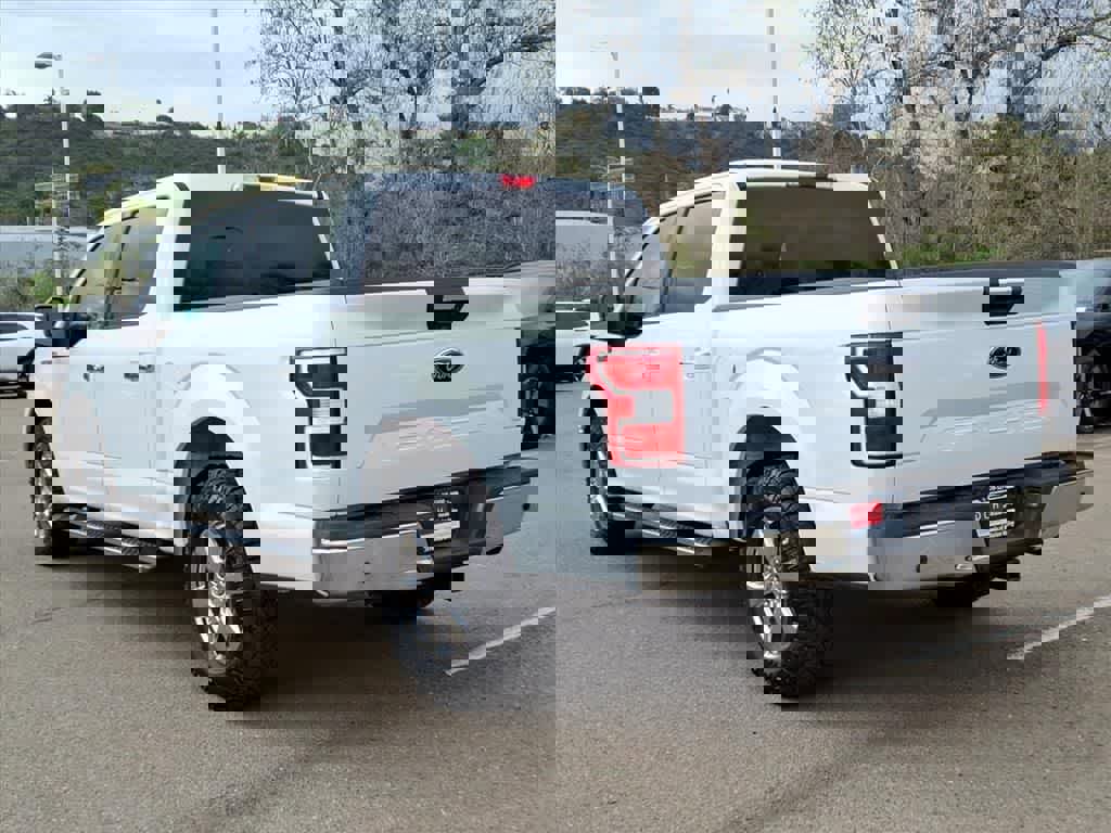 Used 2018 Ford F150 XLT w/ Equipment Group 302A Luxury image 7