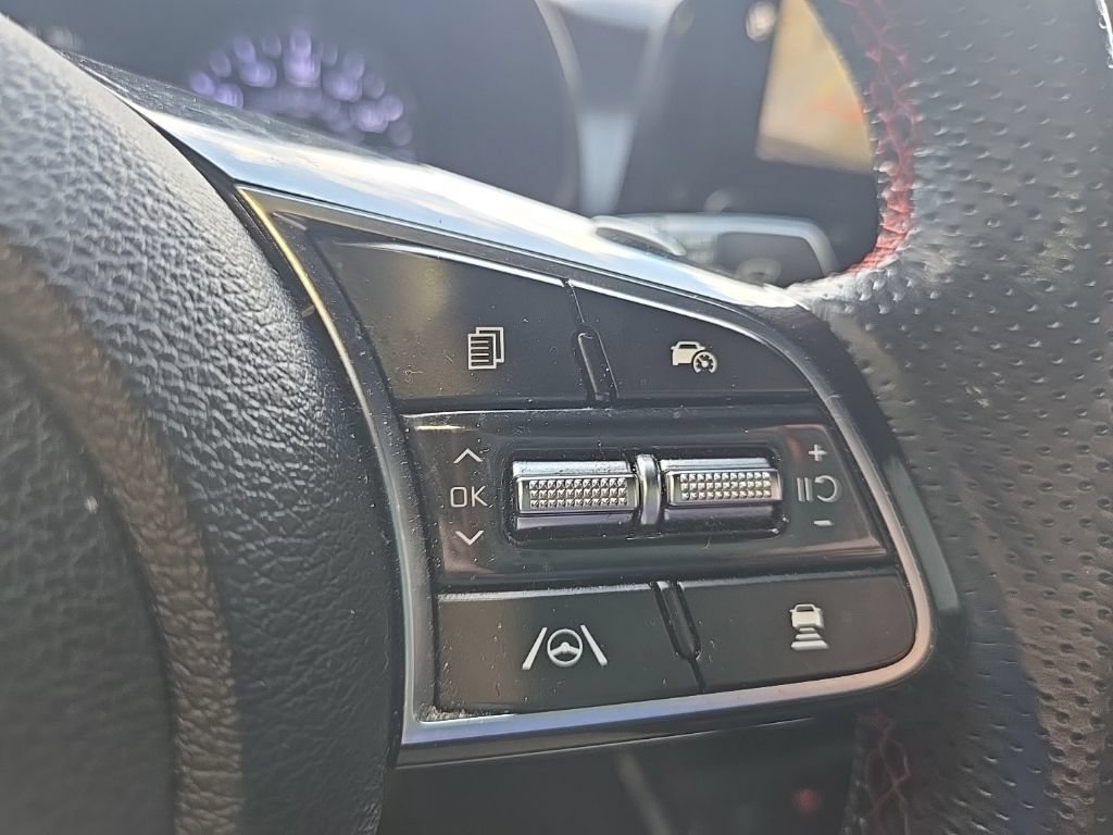 Certified 2022 Kia Forte GT w/ GT Technology Package FWD image 14