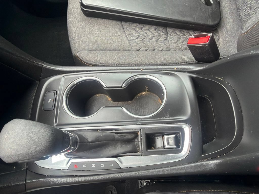 Used 2024 Chevrolet Equinox LT w/ LPO, Floor Liner Package AWD/4WD image 18