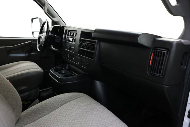 Used 2022 Chevrolet Express 3500 w/ Driver Convenience Package image 58