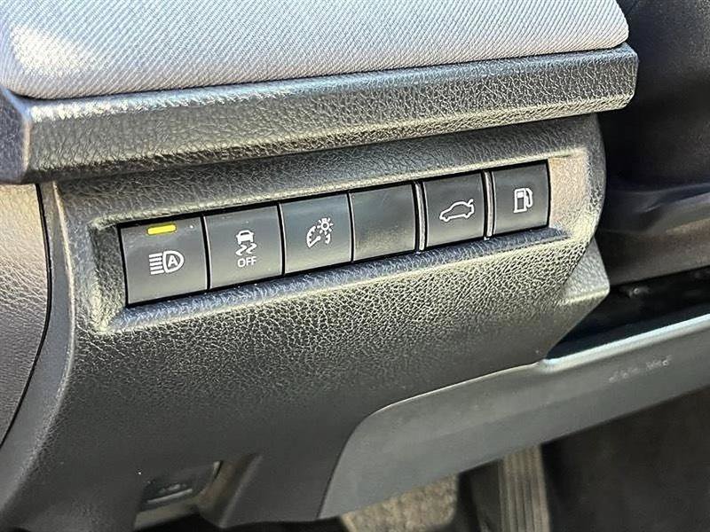 Used 2026 Toyota Camry LE FWD image 28