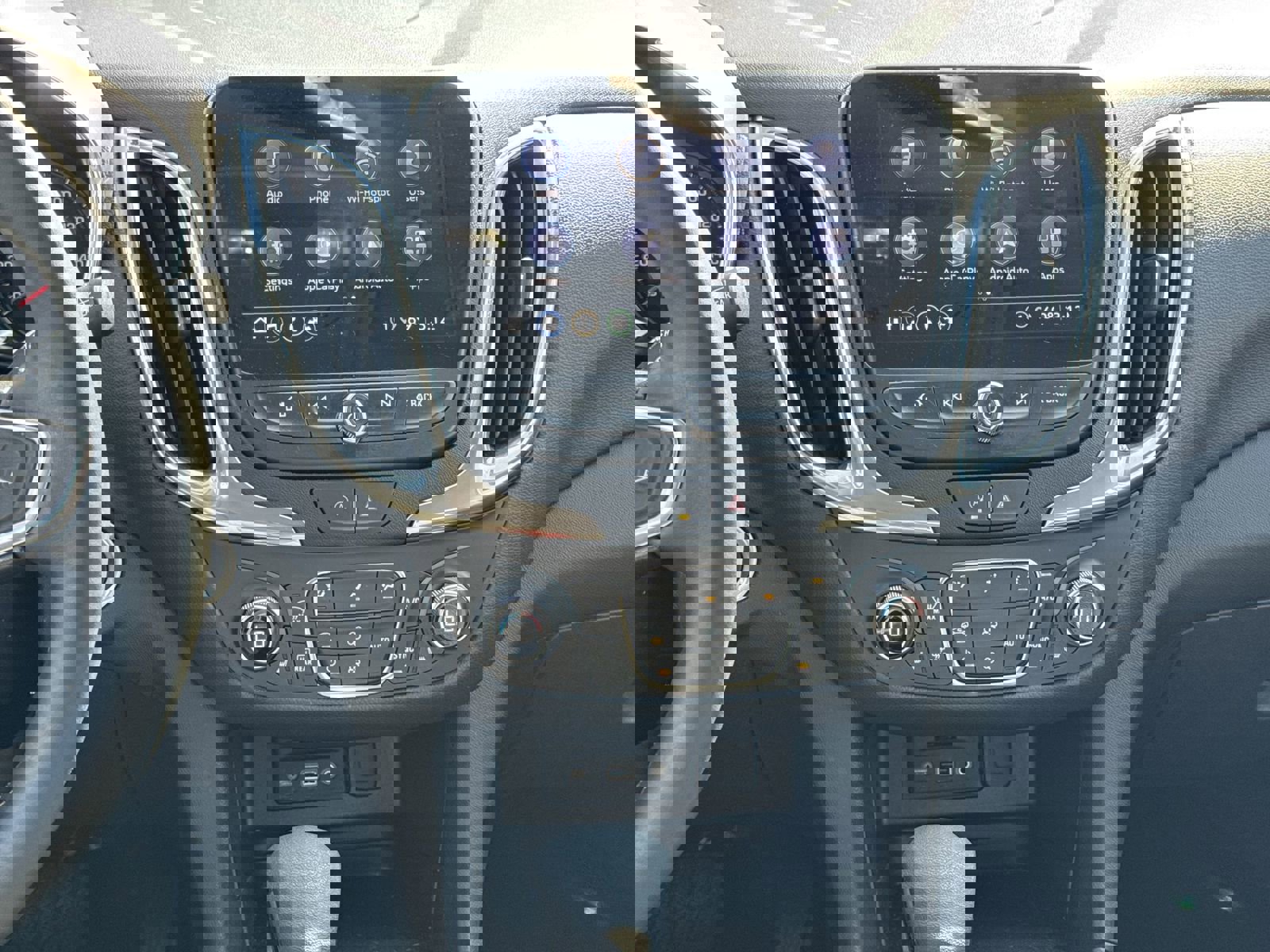 Used 2024 Chevrolet Equinox LT image 29