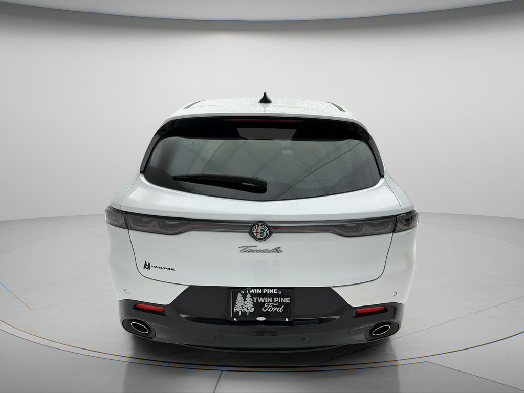 Used 2024 Alfa Romeo Tonale Veloce AWD/4WD image 7