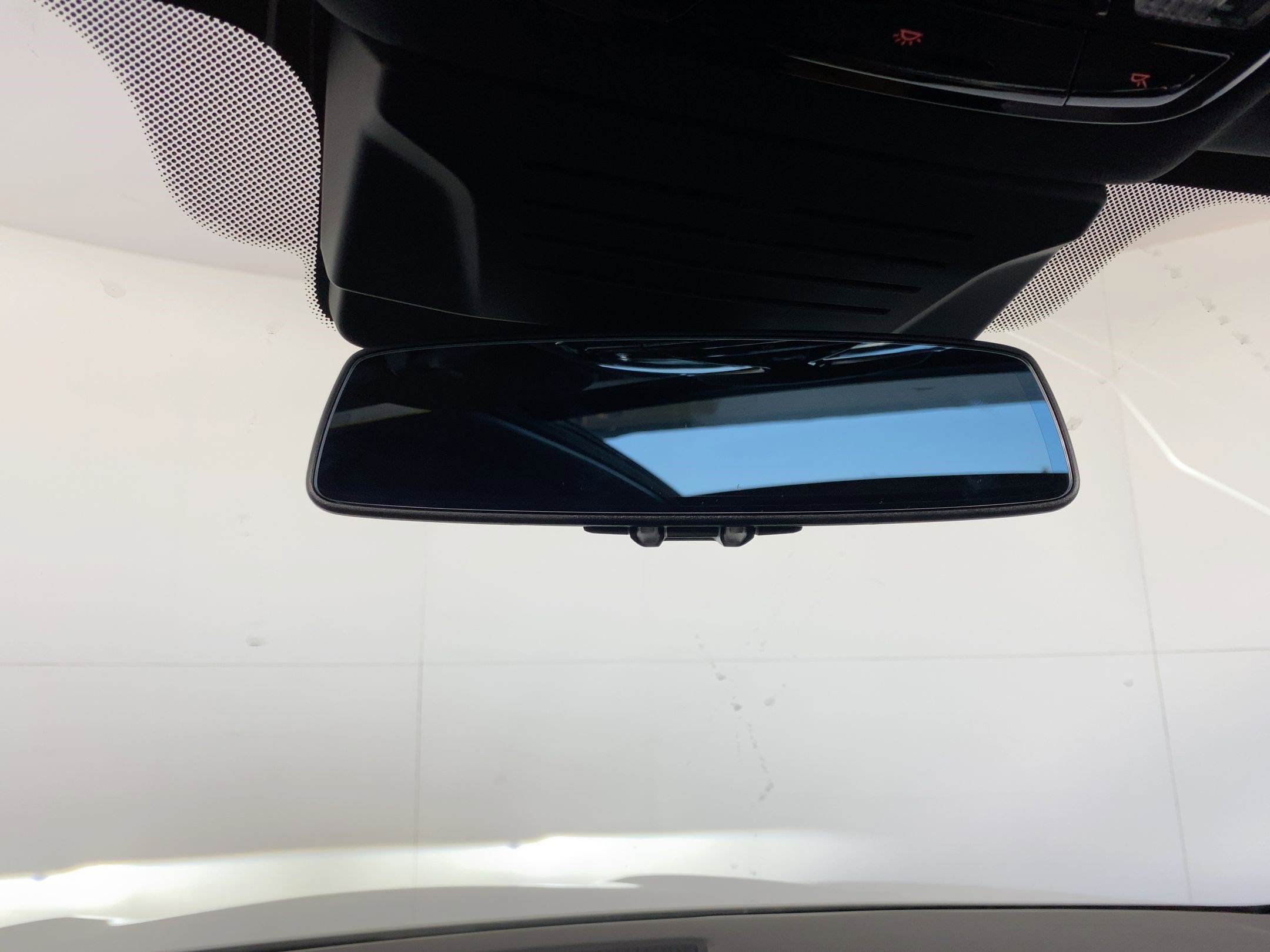 Used 2026 BMW X5 sDrive40i w/ Premium Package image 17