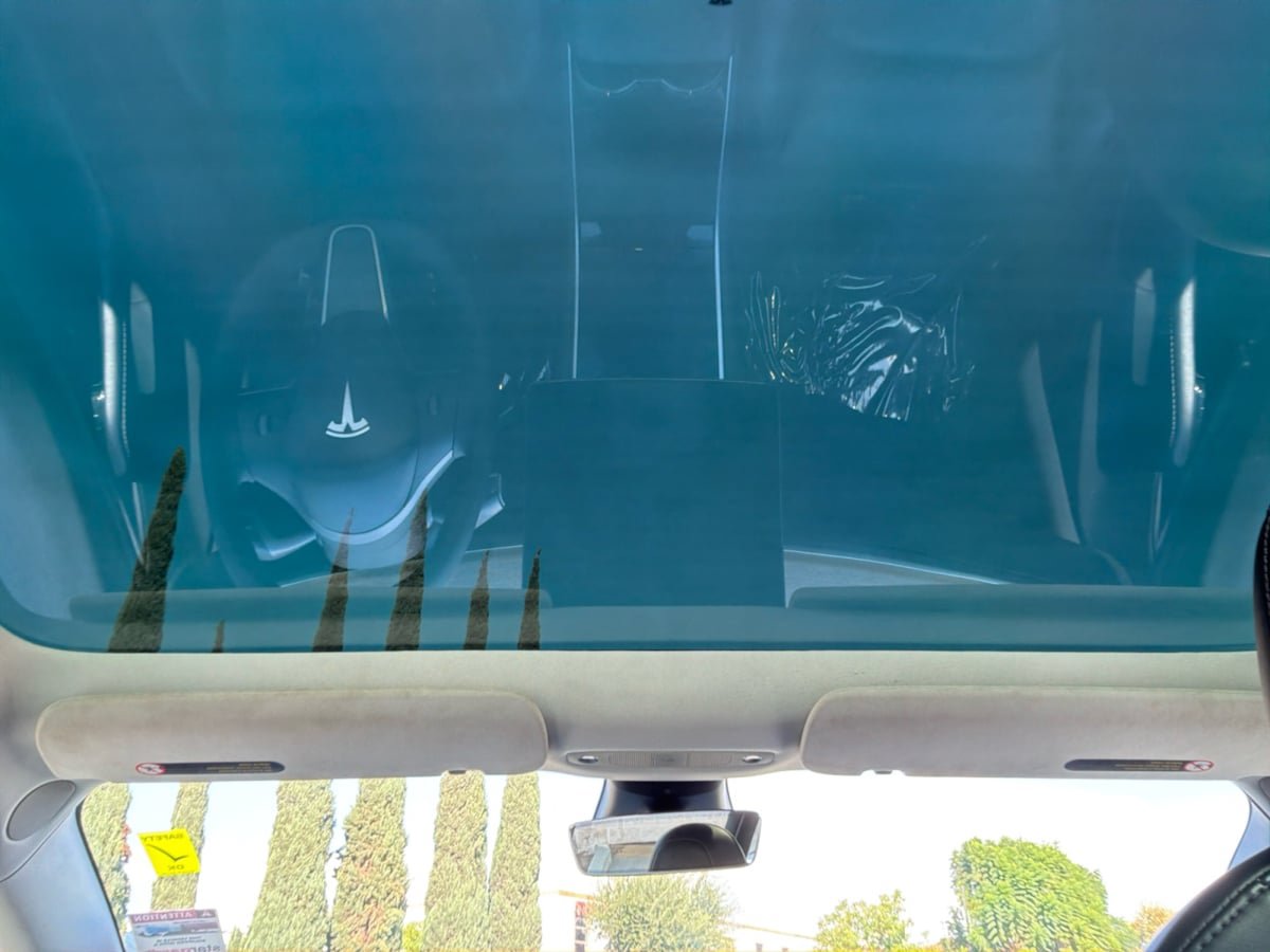 Used 2018 Tesla Model 3 Long Range RWD image 16