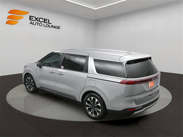 Used 2022 Kia Carnival EX image 46