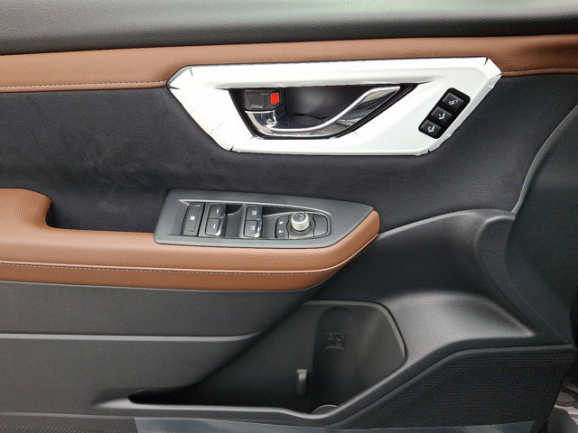 New 2025 Subaru Forester Touring image 9