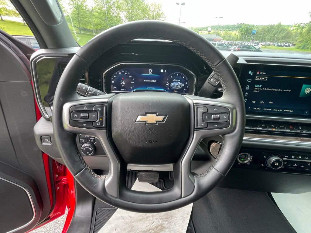 Certified 2023 Chevrolet Silverado 1500 LT AWD/4WD image 31