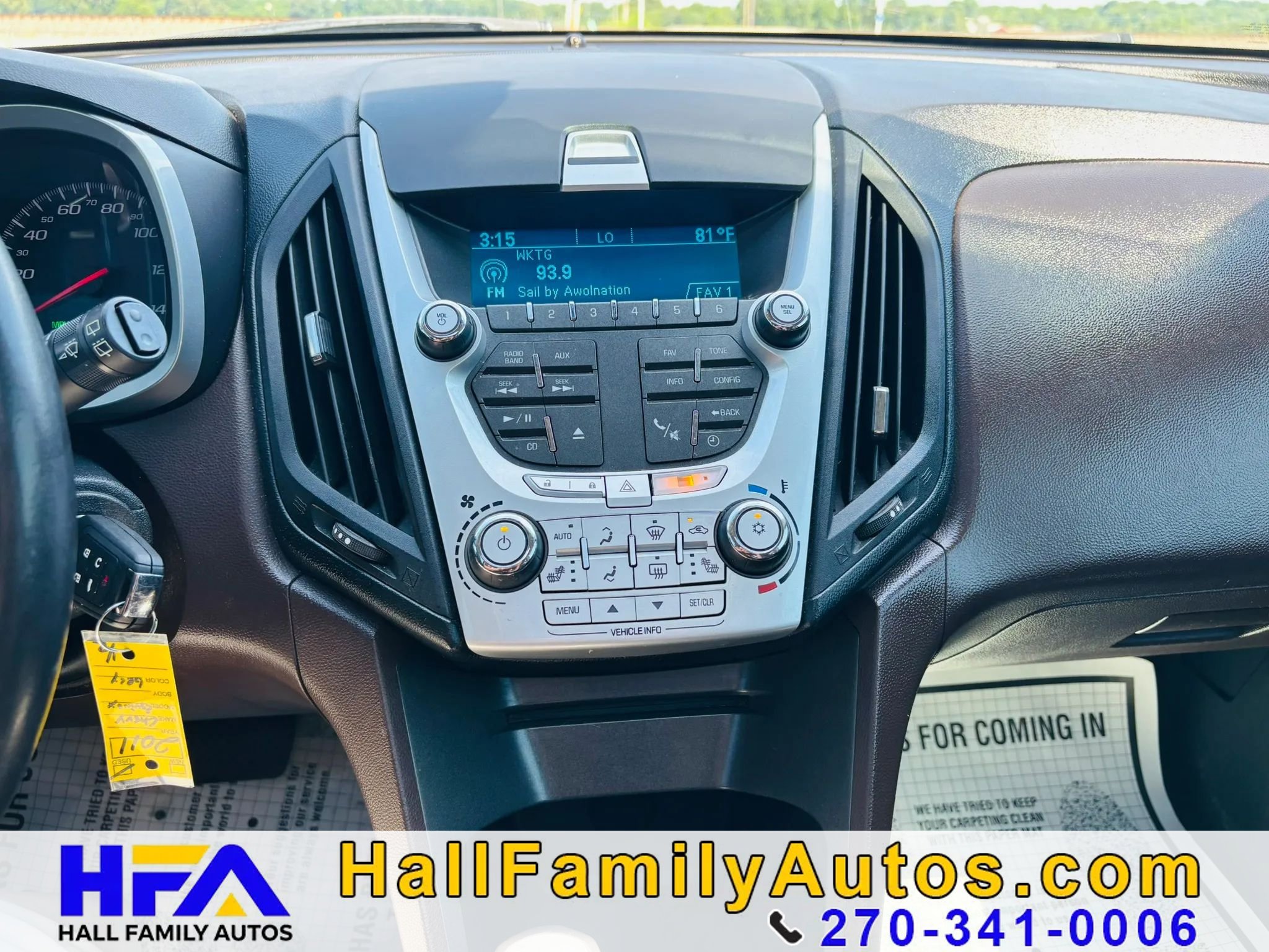 Used 2011 Chevrolet Equinox LTZ FWD image 18