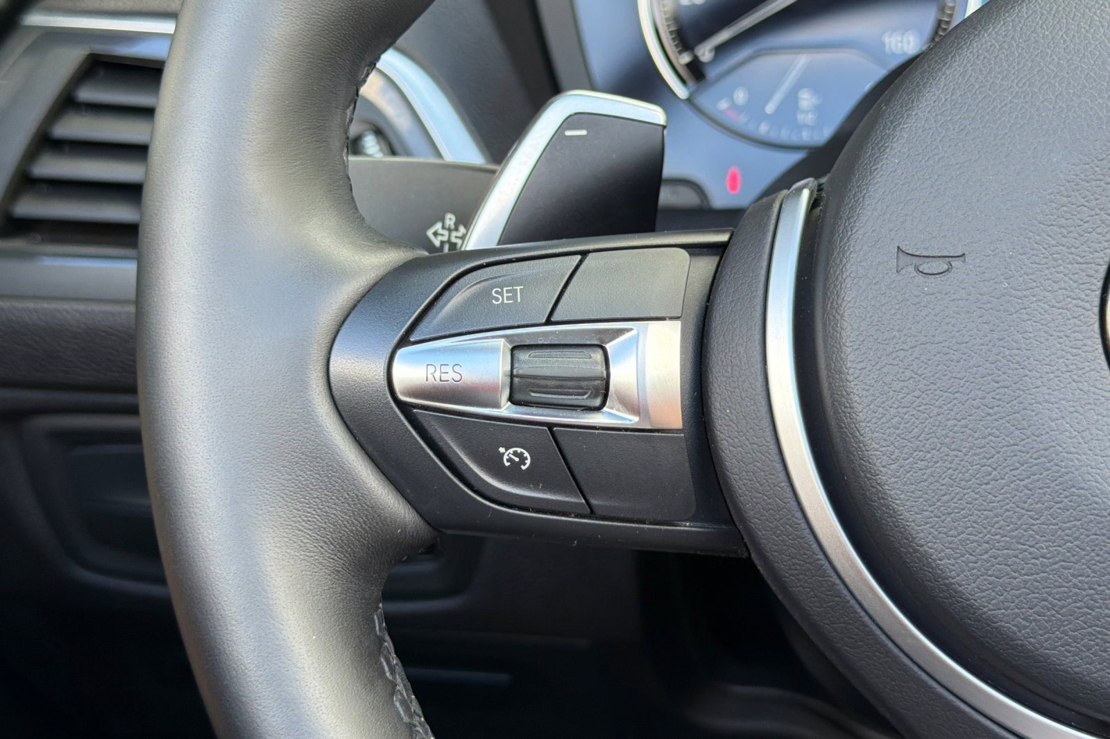 Used 2019 BMW M240i Convertible w/ Premium Package image 32