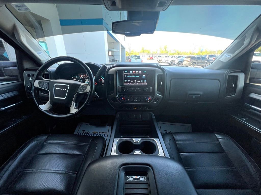 Used 2019 GMC Sierra 2500 Denali w/ Duramax Plus Package image 2