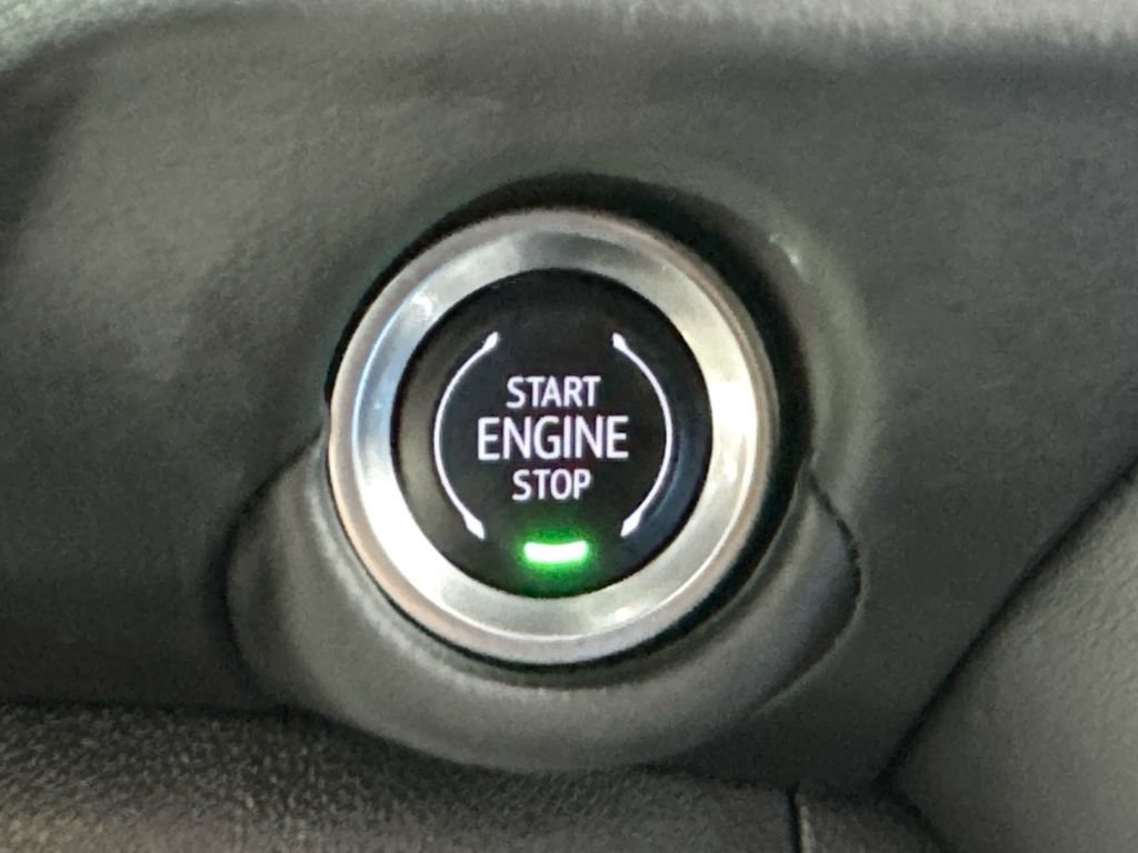 Used 2025 Chevrolet Tahoe Z71 AWD/4WD image 21