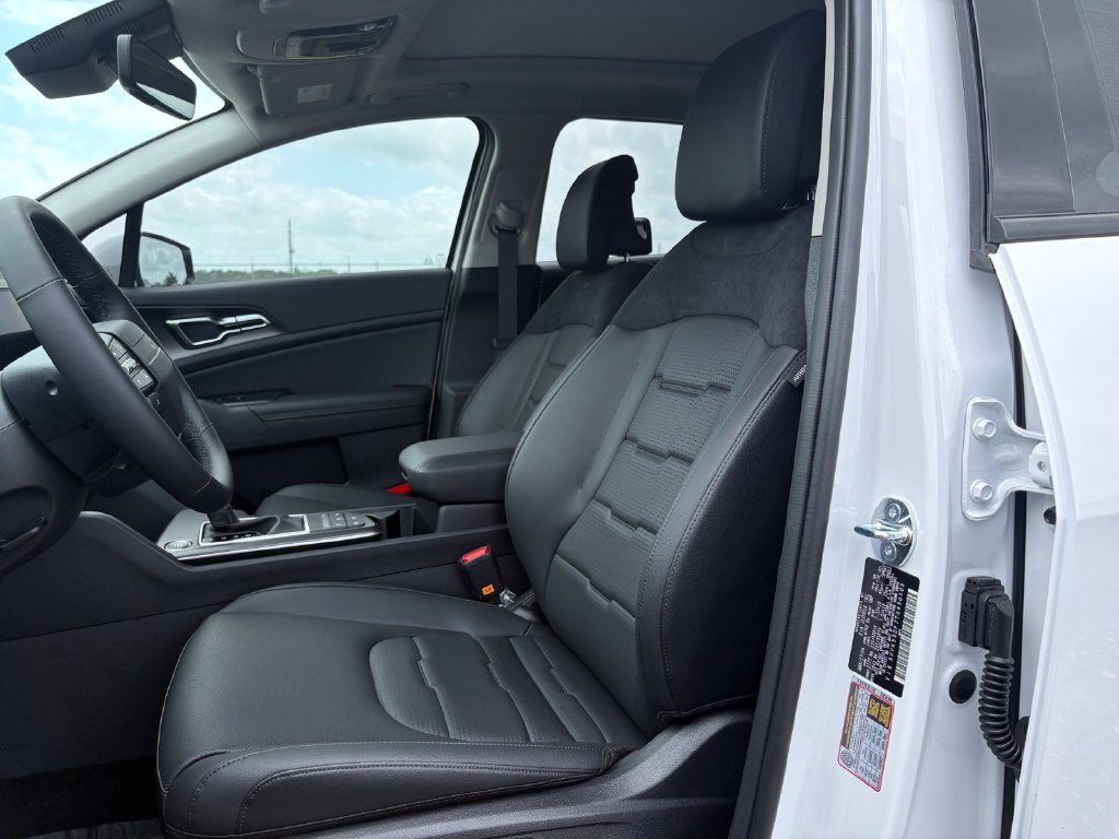 New 2026 Kia Sportage SX FWD image 10