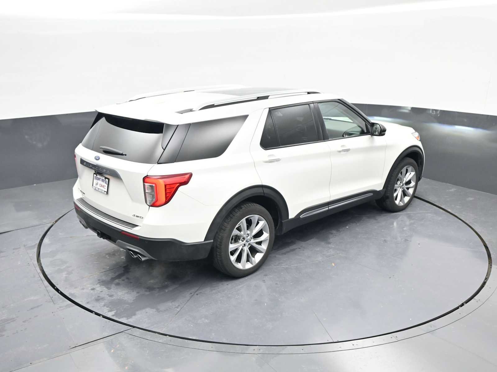 Used 2021 Ford Explorer Platinum w/ Equipment Group 601A image 34